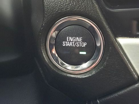 Used 2019 GMC Yukon XL SLT w/ Open Road Package image 38