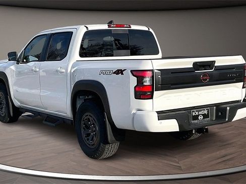 New 2026 Nissan Frontier PRO-4X w/ Pro-4x Convenience Package image 3