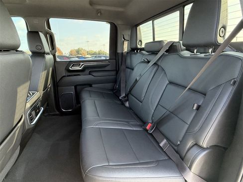 Certified 2024 Chevrolet Silverado 2500 LTZ w/ LTZ Premium Texas Edition image 30