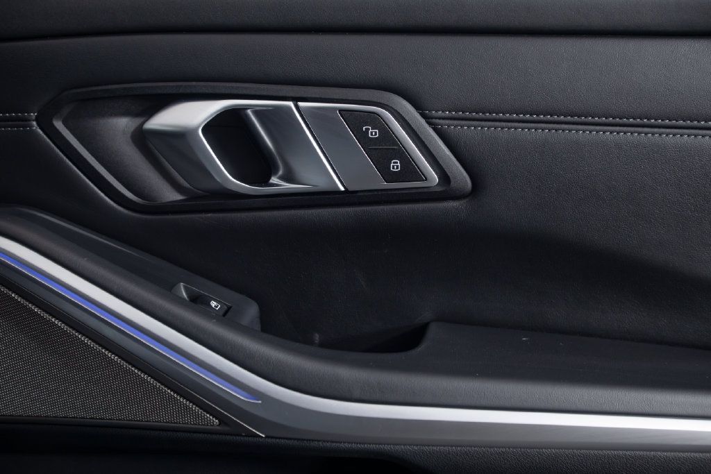Used 2022 BMW M3 Competition w/ Executive Package RWD image 29