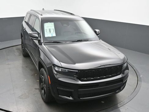 New 2025 Jeep Grand Cherokee L Limited image 46