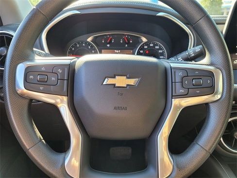 Used 2023 Chevrolet Blazer LT image 28