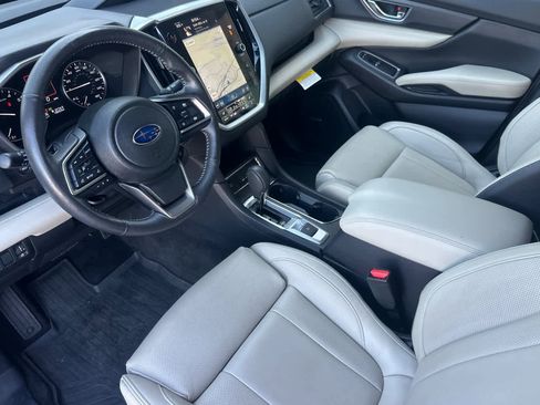Used 2024 Subaru Ascent Limited w/ Technology Package image 10