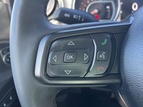 Used 2023 Jeep Gladiator Sport image 25