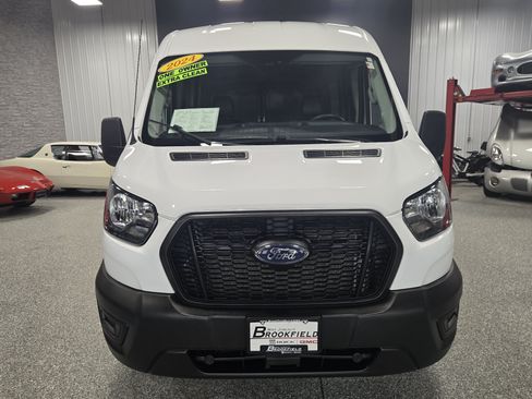 Used 2024 Ford Transit 250 148 Medium Roof RWD image 10
