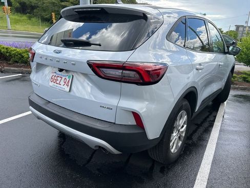 Used 2025 Ford Escape Active AWD/4WD image 3