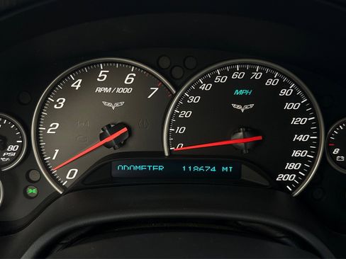 Used 2008 Chevrolet Corvette Coupe w/ Roof Package image 11