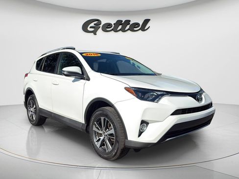 Used 2016 Toyota RAV4 XLE FWD image 4