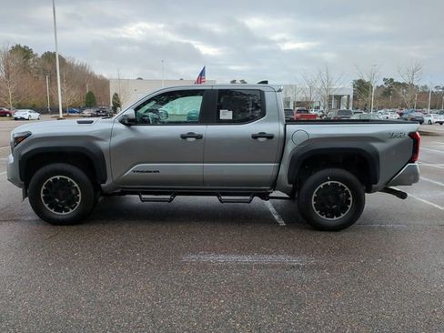 New 2026 Toyota Tacoma TRD Off-Road image 7