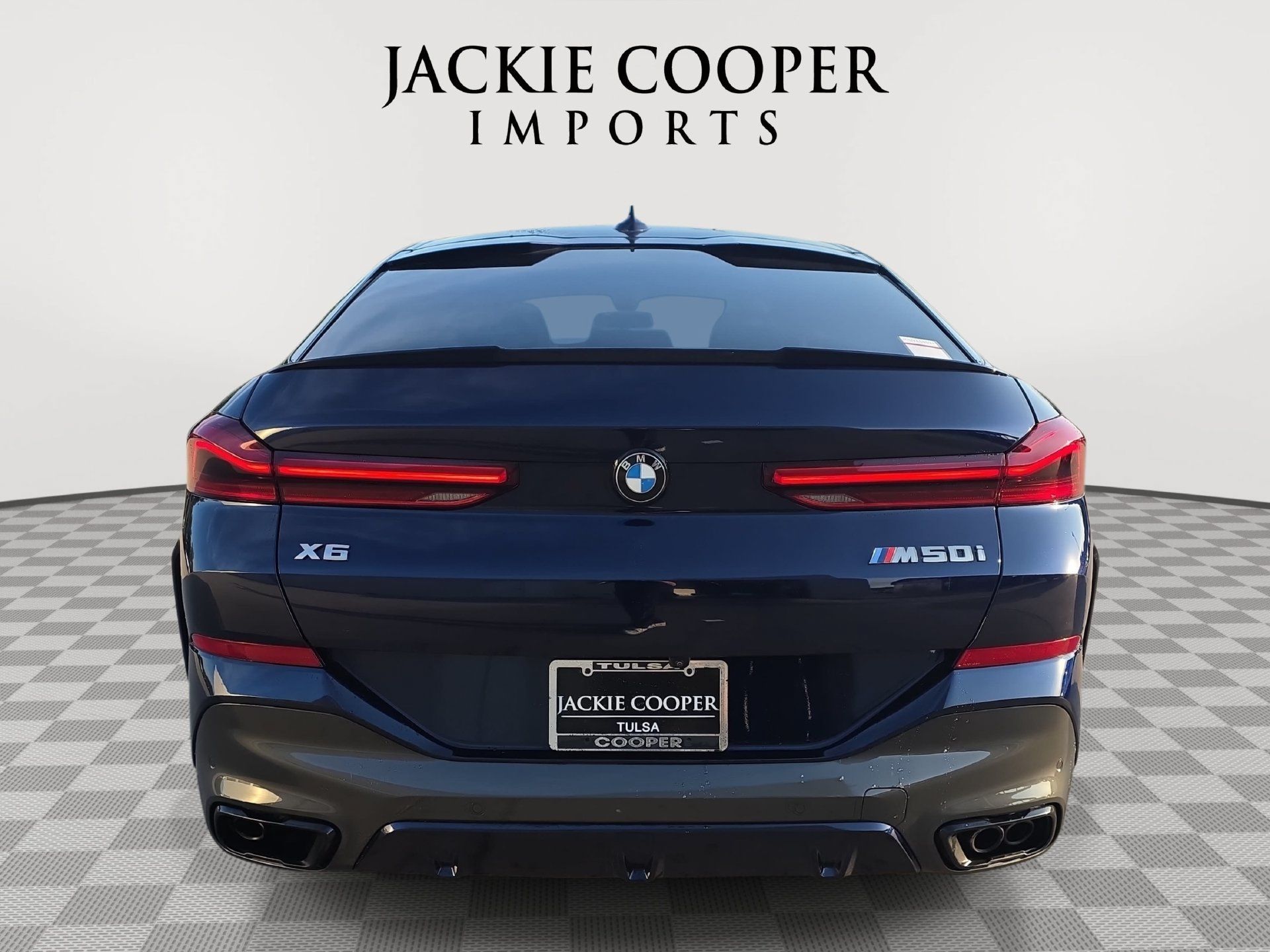 Used 2022 BMW X6 M50i w/ Executive Package AWD/4WD image 6