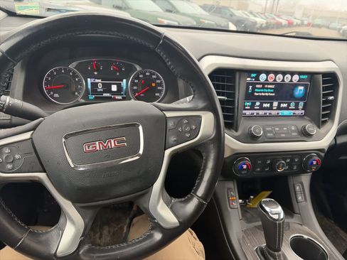 Used 2019 GMC Acadia SLT image 19