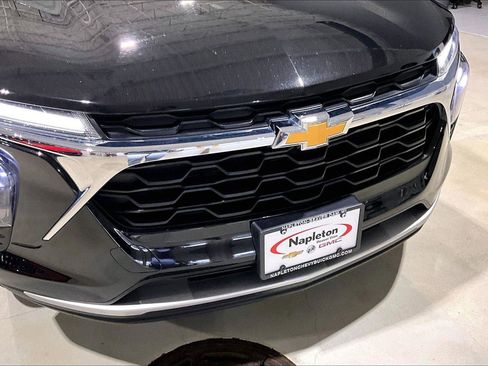 Used 2025 Chevrolet Trax LT image 29