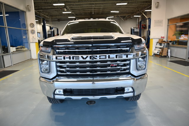 Used 2023 Chevrolet Silverado 3500 LTZ AWD/4WD image 2