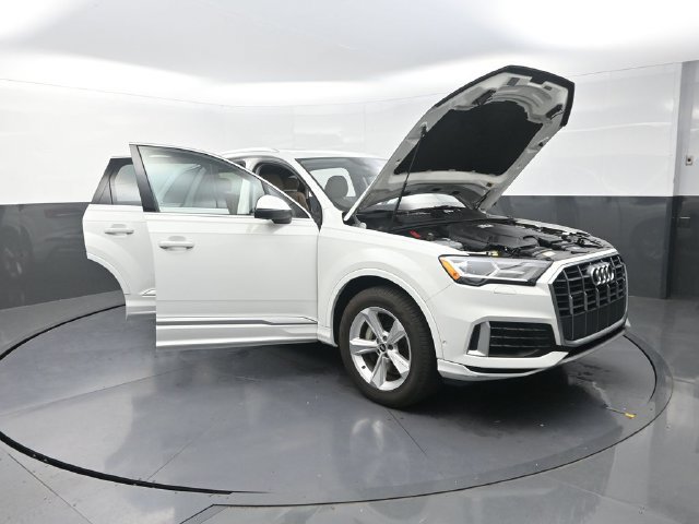 Used 2021 Audi Q7 3.0T Premium w/ Convenience Package AWD/4WD image 39