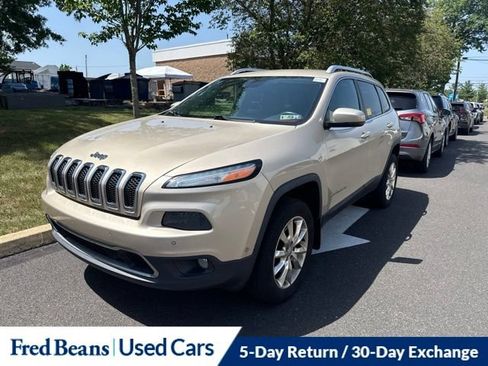 Used 2014 Jeep Cherokee Limited w/ Technology Group AWD/4WD image 3