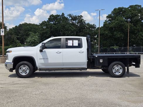 Used 2024 Chevrolet Silverado 2500 LT w/ Convenience Package AWD/4WD image 4