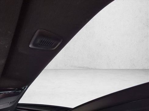 Used 2023 BMW 540i w/ Premium Package RWD image 8