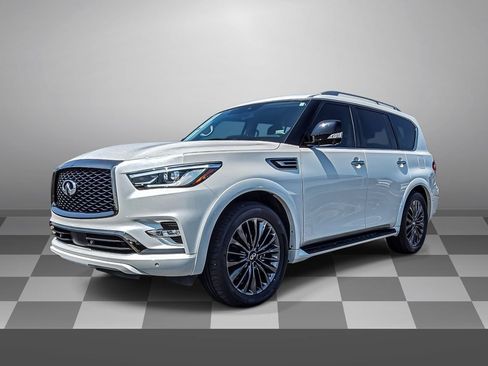 Certified 2023 INFINITI QX80 Premium Select w/ All-Season Package AWD/4WD image 3