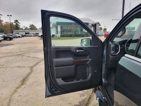 Used 2019 GMC Sierra 1500 SLT image 13