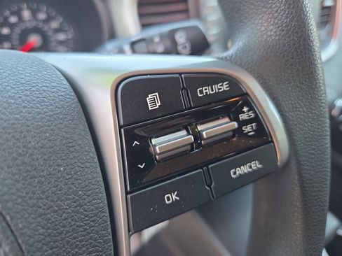 Used 2019 Kia Sorento AWD image 29