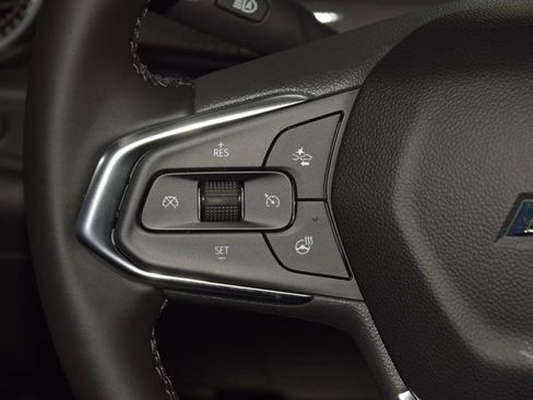 New 2026 Chevrolet Trax ACTIV FWD image 35