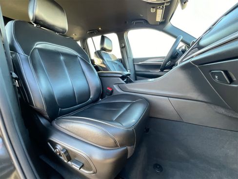 Used 2024 Jeep Grand Cherokee Limited image 21