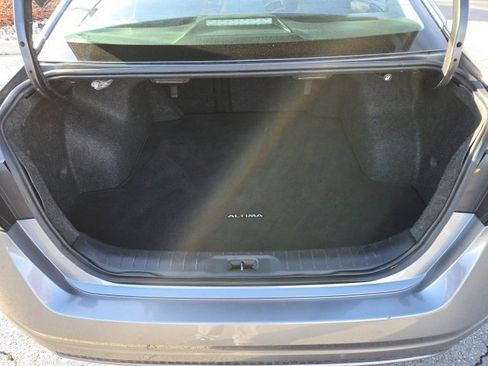 Used 2023 Nissan Altima 2.5 SV image 24