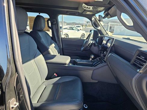 Certified 2025 Lexus GX 550 w/ Cold Area Package AWD/4WD image 10