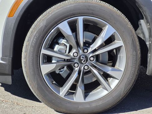 Used 2025 INFINITI QX60 Luxe w/ Vision Package image 7