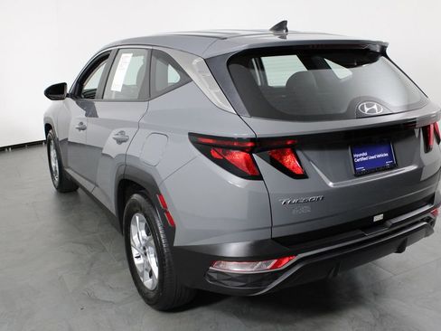 Certified 2024 Hyundai Tucson SE image 4