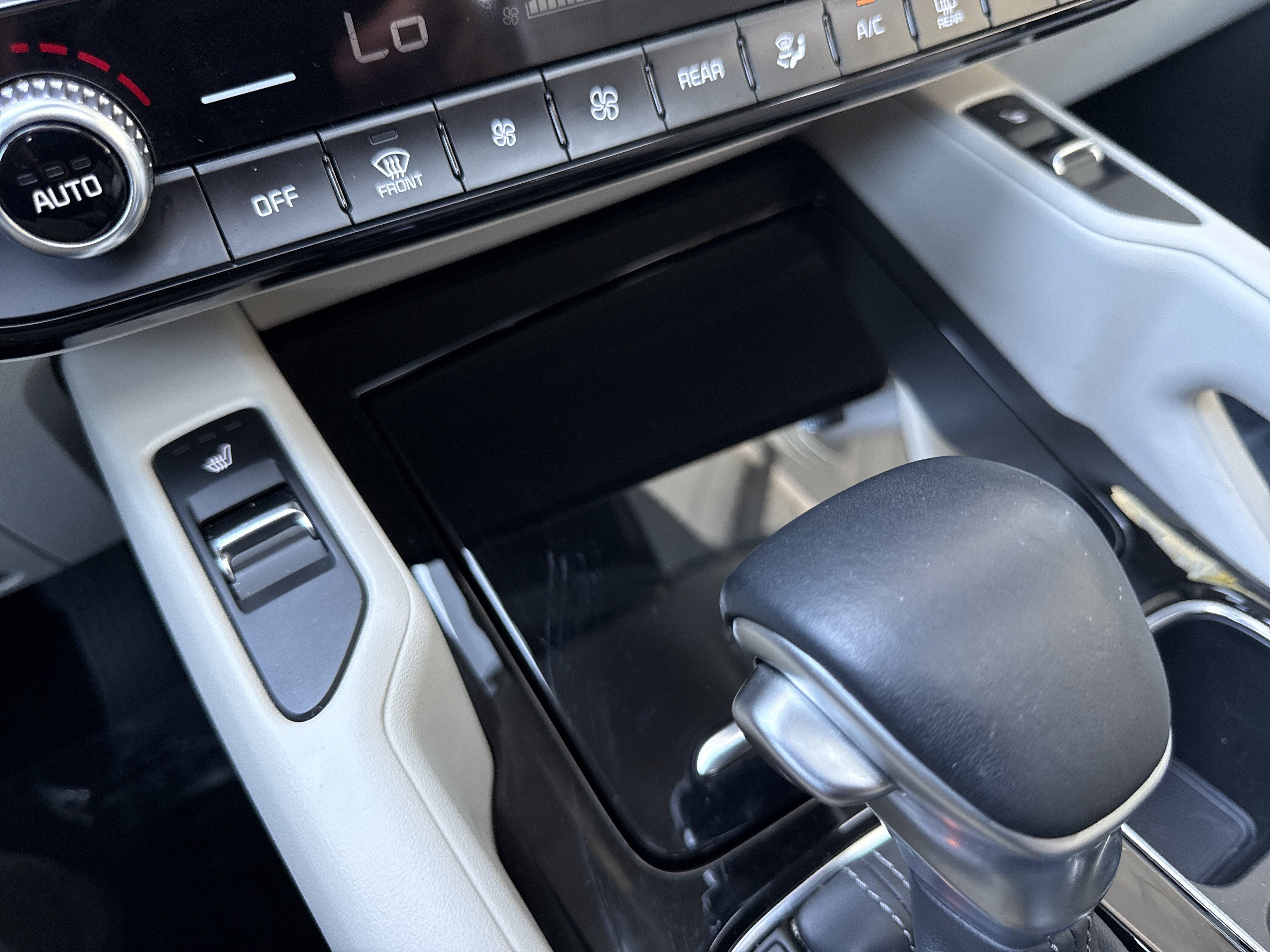 Used 2024 Kia Telluride S w/ S Sunroof Package FWD image 45