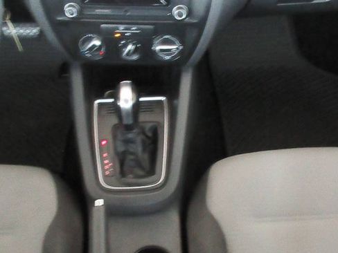 Used 2018 Volkswagen Jetta S FWD image 37