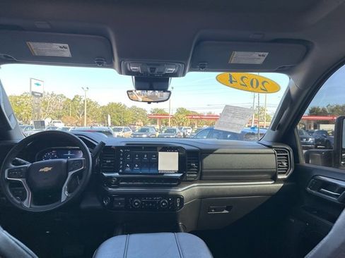 Used 2024 Chevrolet Silverado 2500 LTZ w/ LTZ Plus Package image 39