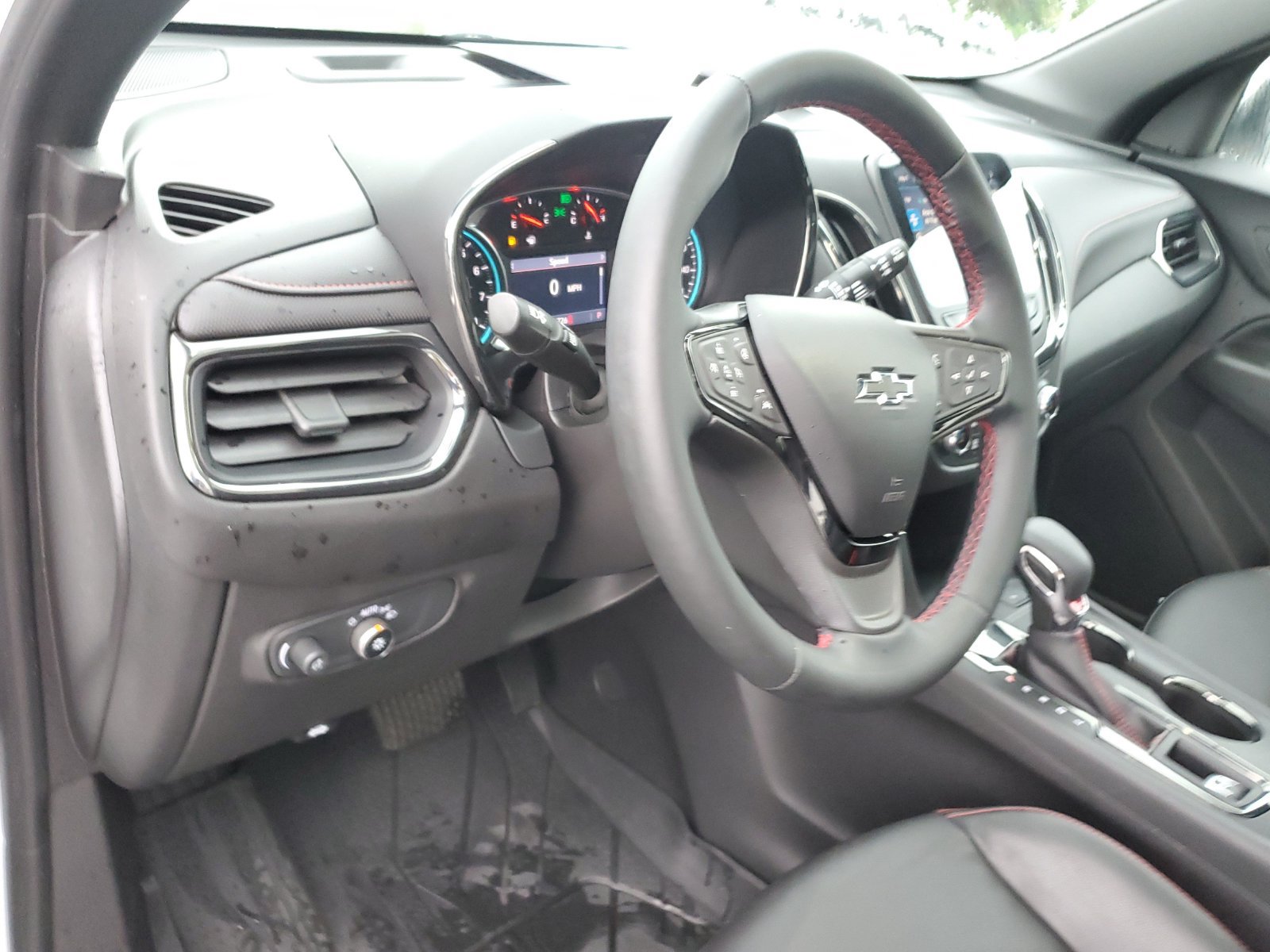Used 2023 Chevrolet Equinox RS w/ RS Leather Package FWD image 19