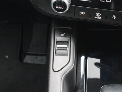 Used 2025 Kia Telluride S FWD image 24