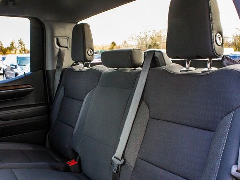 Used 2023 Chevrolet Silverado 1500 LT image 33