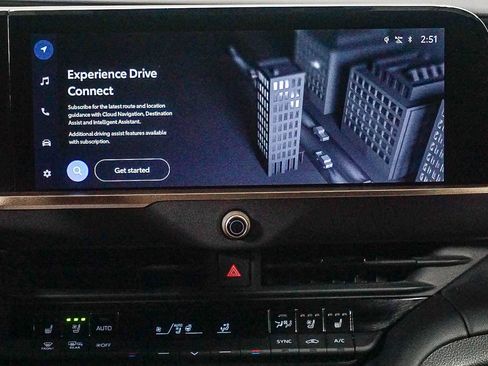 Certified 2025 Toyota Crown Signia w/ Advanced Technology Package image 16