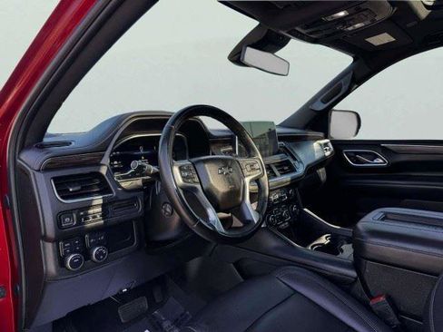 Used 2023 Chevrolet Tahoe Z71 w/ Luxury Package AWD/4WD image 23