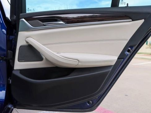 Used 2017 BMW 530i image 11