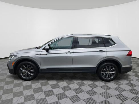 Certified 2024 Volkswagen Tiguan SE AWD/4WD image 5