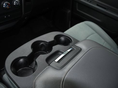 Used 2016 RAM 1500 Express AWD/4WD image 39