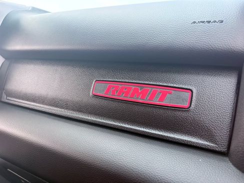 Used 2020 RAM 1500 Big Horn AWD/4WD image 25