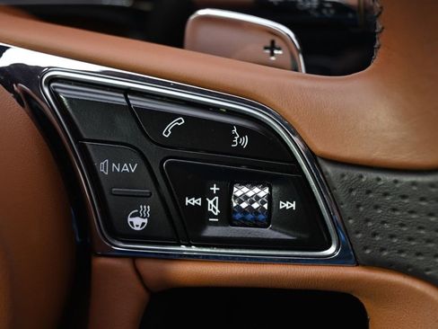 Used 2020 Bentley Flying Spur W12 AWD/4WD image 40