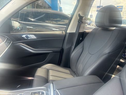 Used 2021 BMW X7 xDrive40i AWD/4WD image 16