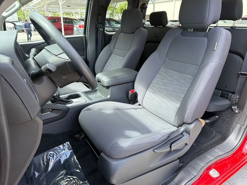 Used 2023 Nissan Frontier S w/ Technology Package RWD image 28