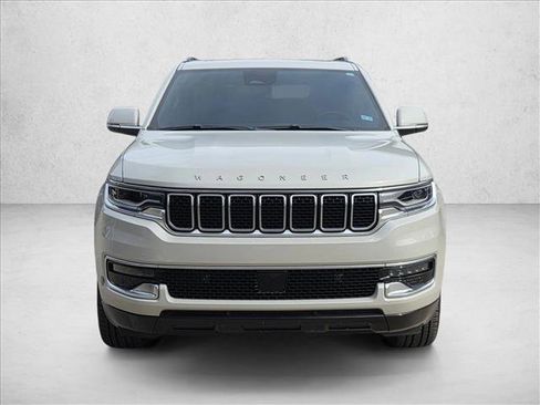 Used 2022 Jeep Wagoneer Series I w/ Premium Group I image 2