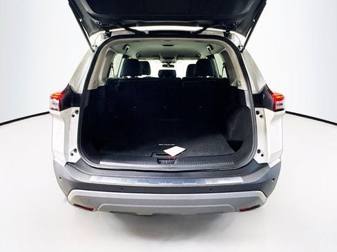 Certified 2023 Nissan Rogue SV image 20