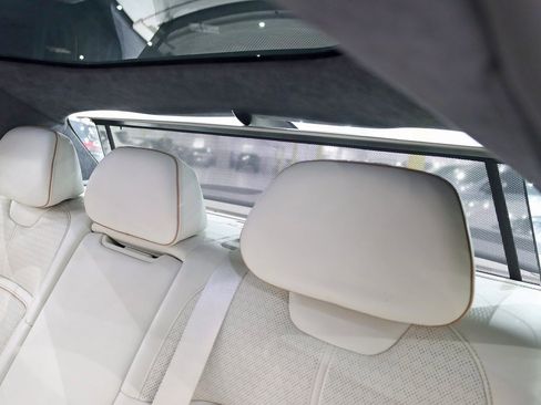 Used 2022 Lucid Air Grand Touring image 36