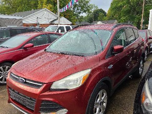 Used 2015 Ford Escape SE image 6