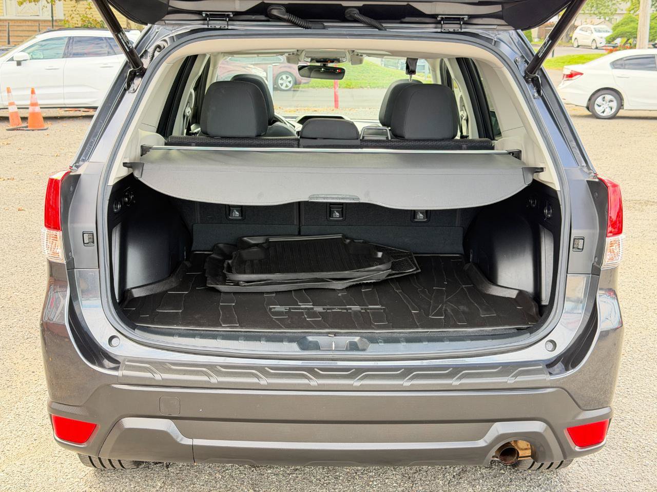 Used 2019 Subaru Forester Premium AWD/4WD image 34